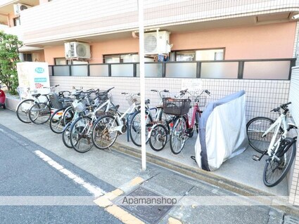 愛知県名古屋市千種区千種３丁目[1K/20m2]の駐車場