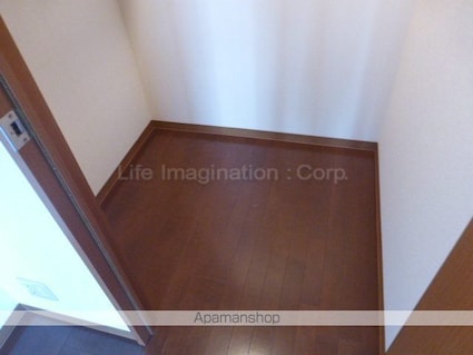 Ｅｌｅｇａｎｔｅ[1LDK/40.6m2]の収納