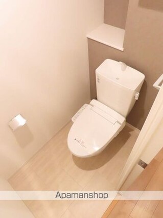 ラティエラ練馬[1LDK/51.6m2]のトイレ