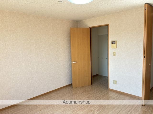 エステート ユリAの内装写真