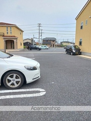 ポルトボヌール　Ⅳ[2LDK/70.97m2]の駐車場2