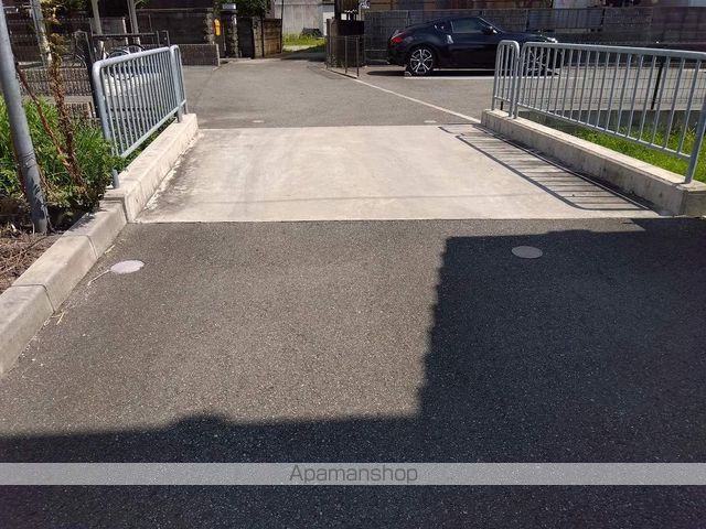 クレイノフィセント ファルコンのその他写真