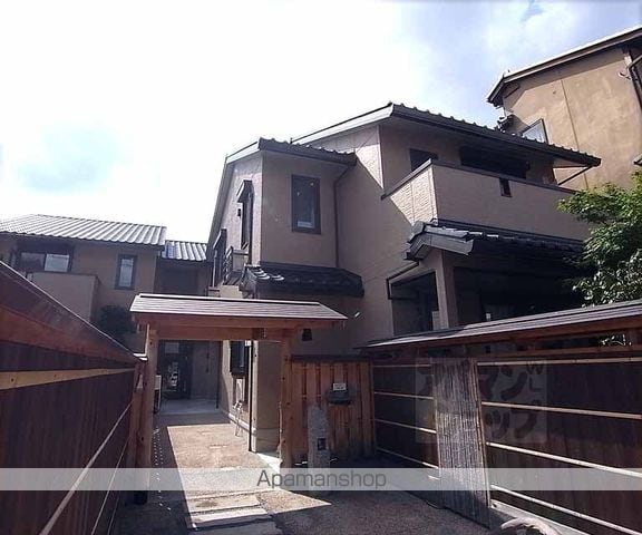 くわでんの外観写真