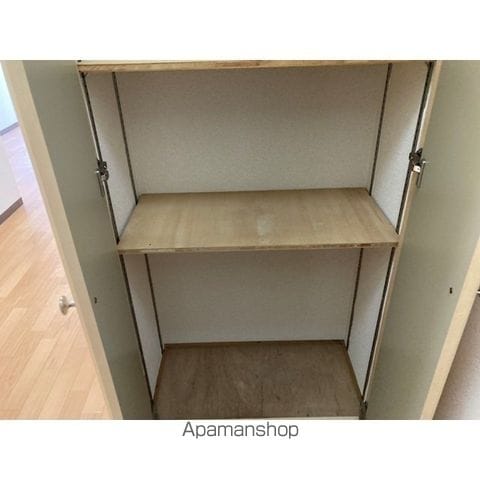 諏訪マンションの内装写真
