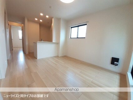 広島県福山市春日町浦上[2LDK/61.14m2]のリビング・居間