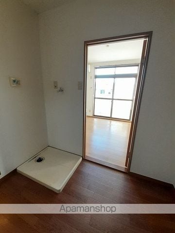 ニュークレインBの内装写真