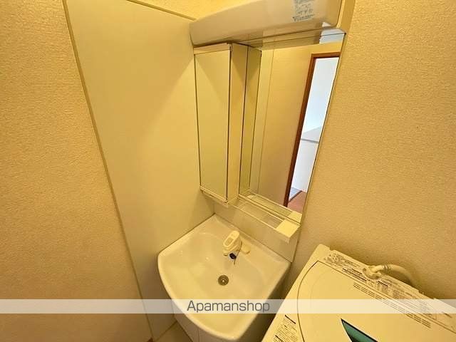 レオパレスブルーミンガーデンDの内装写真