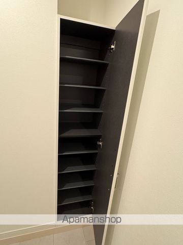 エルグランド津久野の内装写真