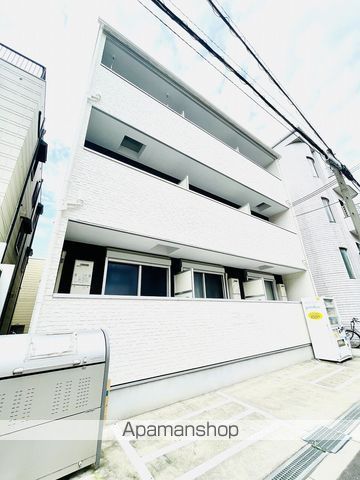 ディアコート中宮の外観写真