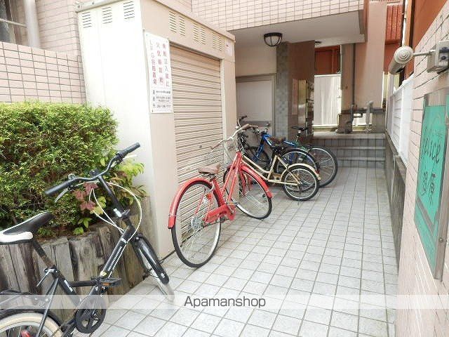 フェリーチェ祖原の玄関写真