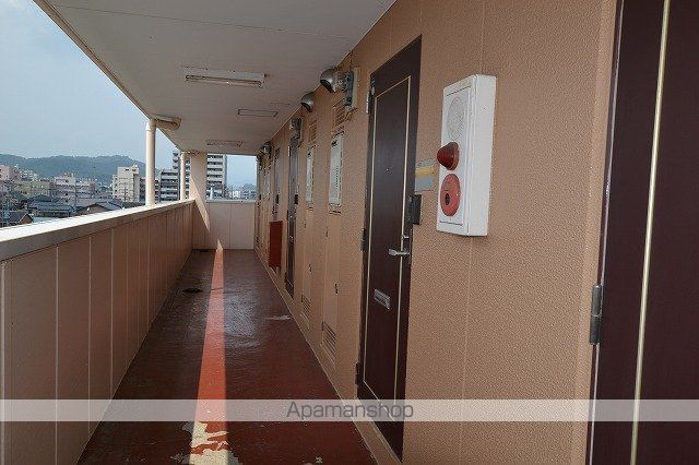 NKマンションの玄関写真