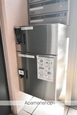 グランメール学園前の玄関写真