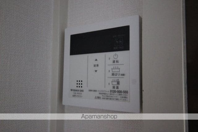阪急電鉄宝塚線 石橋阪大前駅 徒歩10分 2階建 築54年の内装写真