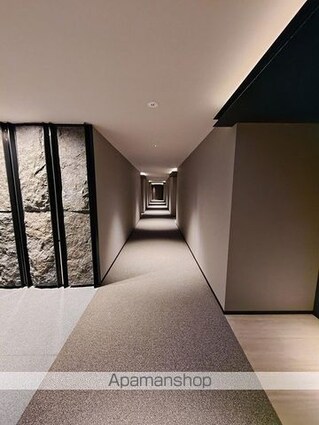 ザ・パークハウス千代田六番町[3LDK/84.37m2]の共用部2