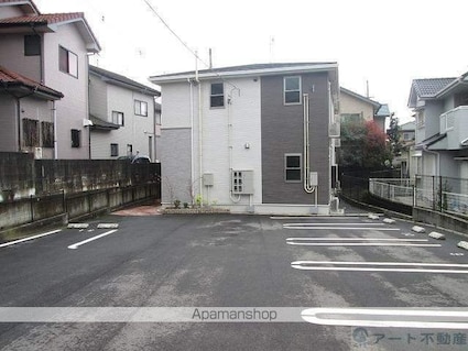 愛媛県松山市畑寺町[1LDK/44.35m2]の駐車場1