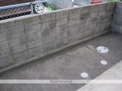 ネオハウス　パティオ[1R/34.72m2]の内装1