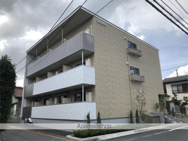 アールシティーの外観写真