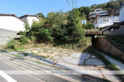 香川県高松市宮脇町２丁目[1LDK/27.52m2]の駐車場