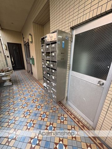 A.REK TENPOZANの玄関写真