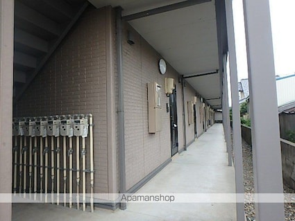 ローリエＫ[1LDK/33.39m2]のエントランス