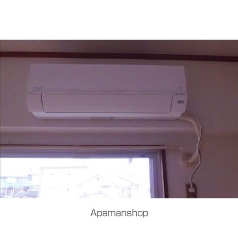 ロレックス一社の内装写真