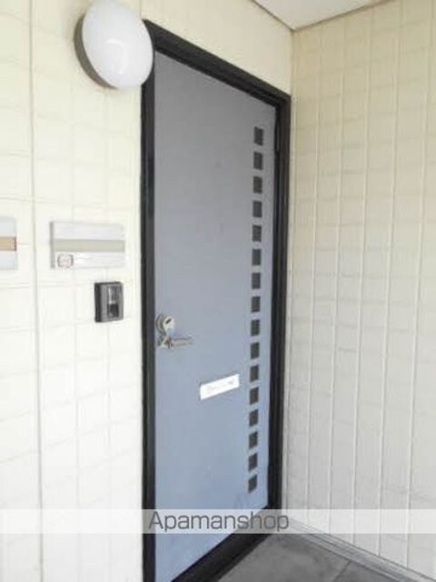和歌山県和歌山市本脇[2LDK/46.8m2]のエントランス2