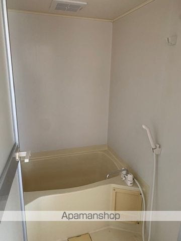 大崎市 2階建 築31年の内装写真