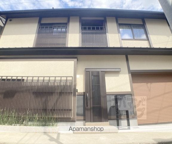 中京区壬生馬場町 戸建の外観写真