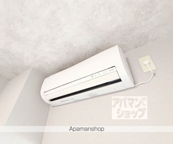 インテルの内装写真