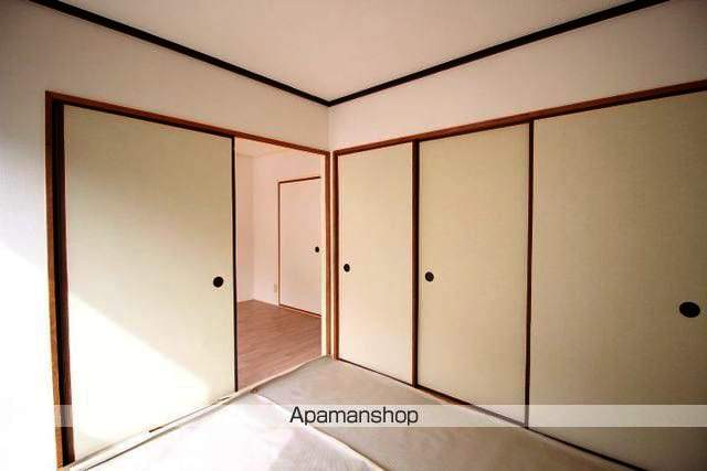 コーポ操扇山の内装写真