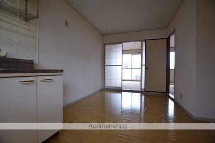 ＳＴハイツ栗生[2DK/41m2]のリビング・居間