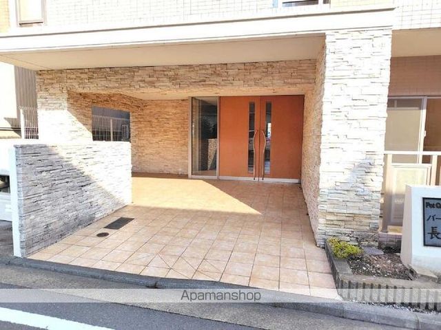 パークヒルズ長津田の玄関写真