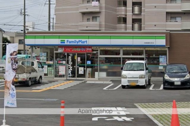 コートラヴィーニアの周辺写真