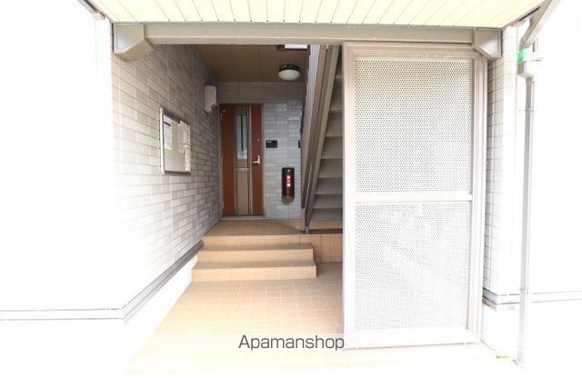 ウエスト ビレッジ Aの玄関写真