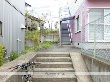 岩手県盛岡市前九年１丁目[1K/26.49m2]の共用部2