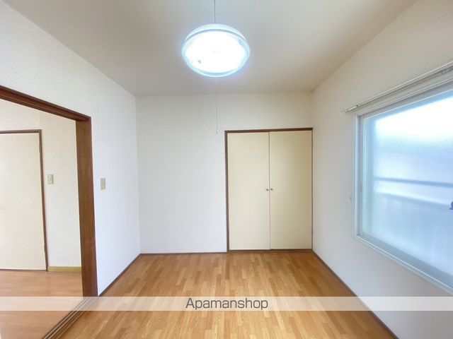 グランディール富岡IIIの内装写真