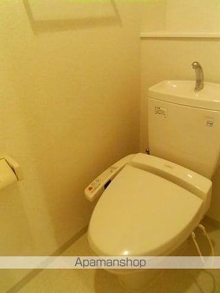 東京都新宿区市谷本村町[1DK/30.09m2]のトイレ