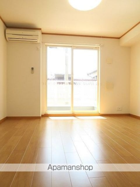 岐阜県岐阜市西鶉５丁目[1LDK/44.9m2]のリビング・居間