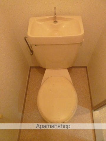 かつやビルの内装写真