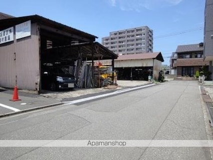 Ｍクレスト成和[3DK/58.76m2]の周辺2