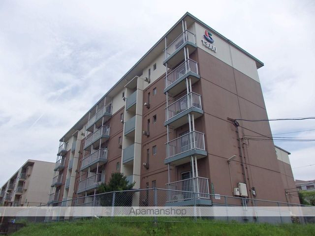 東福間12000棟の玄関写真
