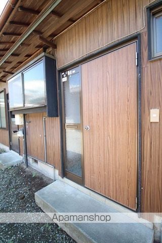 富士宮市 1階建 築42年の玄関写真