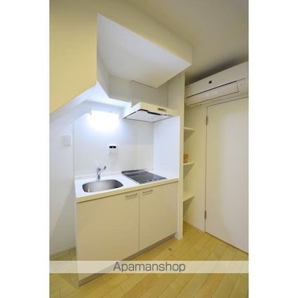 マツバラテラス[1R/16.2m2]の玄関