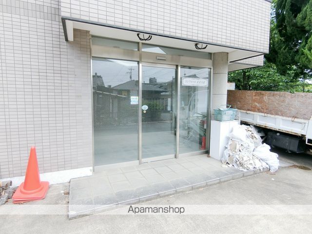 コンフォール大久保の玄関写真