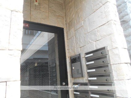 ジョンシェ高円寺[1R/13.52m2]のエントランス3