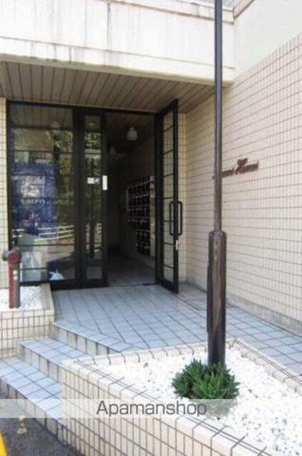 ＢＲＯＷＮＳ　ＨＯＭＥＳ[1K/27.84m2]のエントランス2