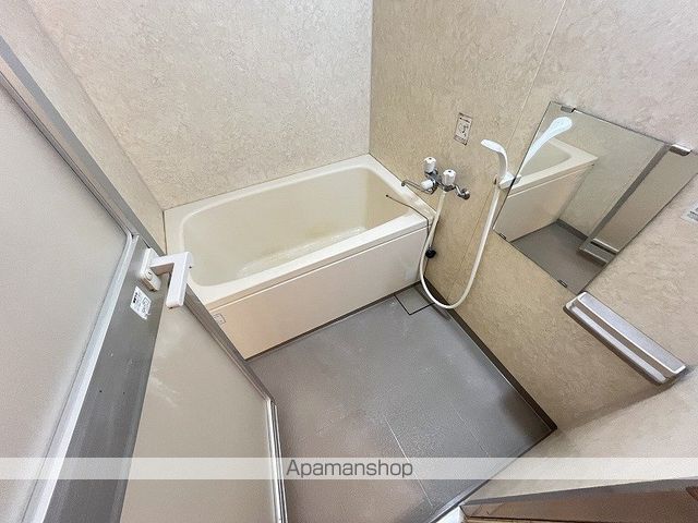 アイシスの内装写真