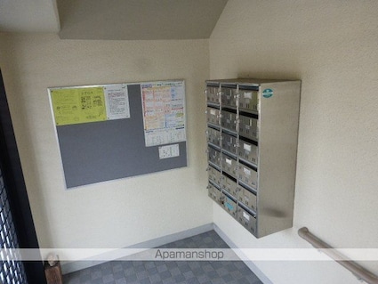 グランディール松尾[1K/26.52m2]のエントランス