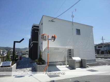 和歌山県和歌山市木ノ本[2LDK/52.64m2]のエントランス