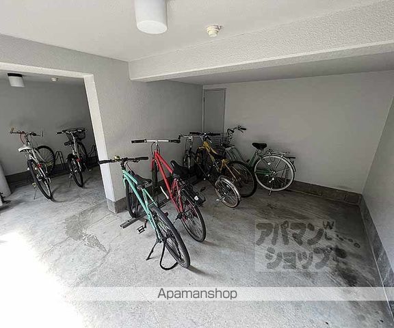 ライオンズマンション京都三条大宮の外観写真
